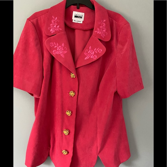 Women’s jacket - Picture 1 of 3